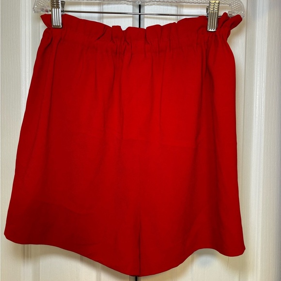 Babaton Aritzoa - Tropical Summery Comfy Women's Red Shorts in Size M - Picture 2 of 8